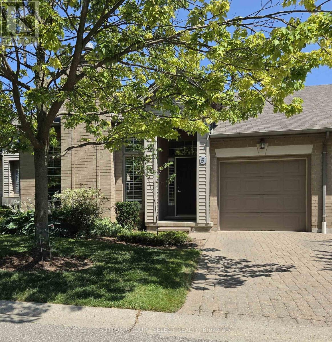 5 - 270 North Centre Road, London North, Ontario N6G 5E2 - Photo 1 - X13866834