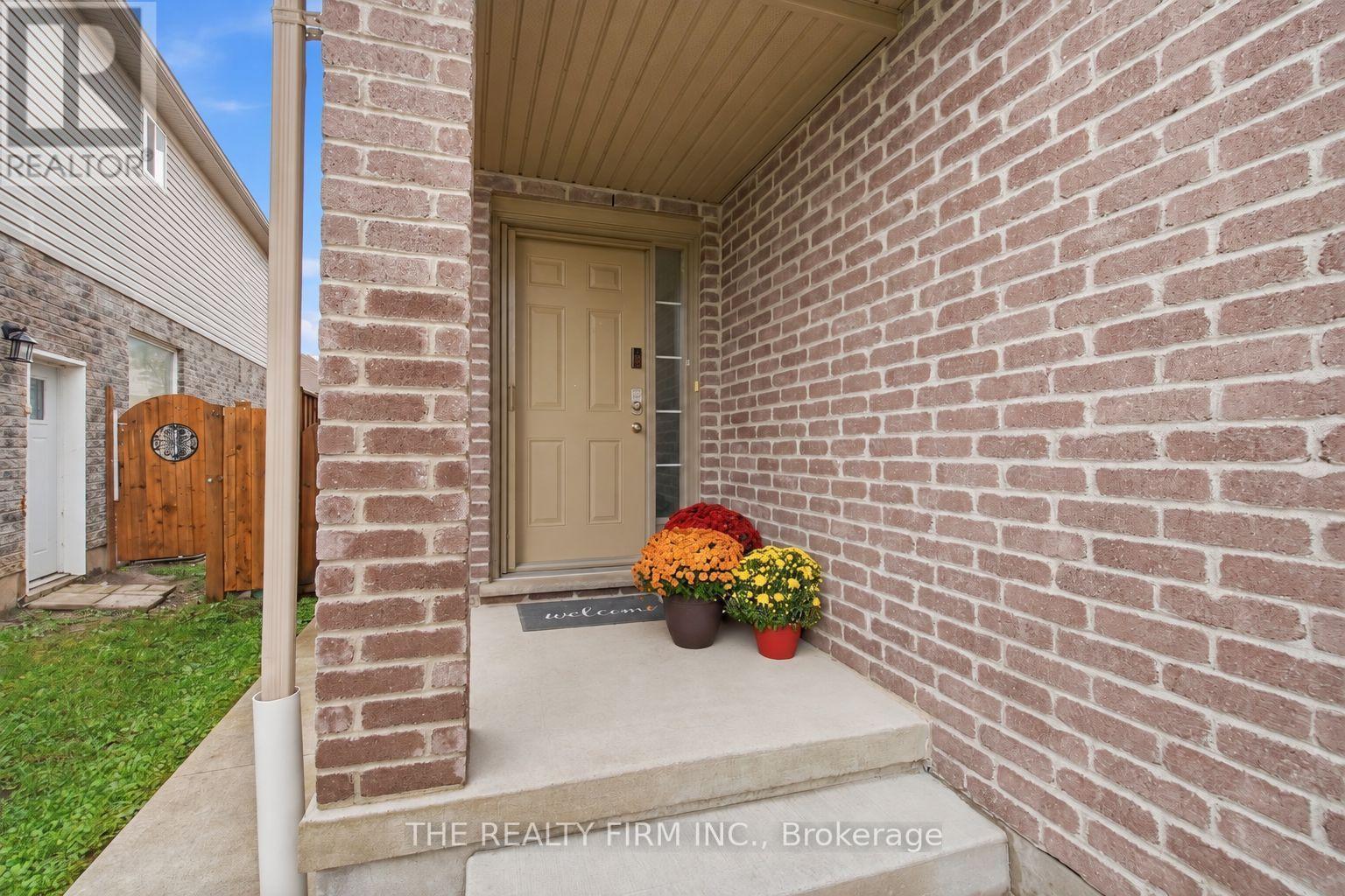 884 Reeves Avenue, London North, Ontario  N6G 0G9 - Photo 5 - X13866912