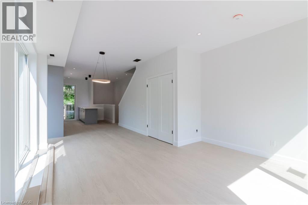 114 Madison Avenue S Unit# 8, Kitchener, Ontario  N2G 3M6 - Photo 14 - 40868223