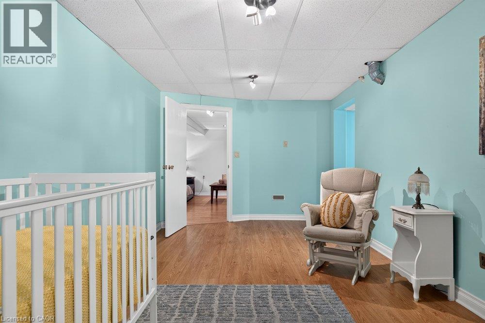 28 Glen Forest Drive, Hamilton, Ontario  L8K 5V8 - Photo 39 - 40868275