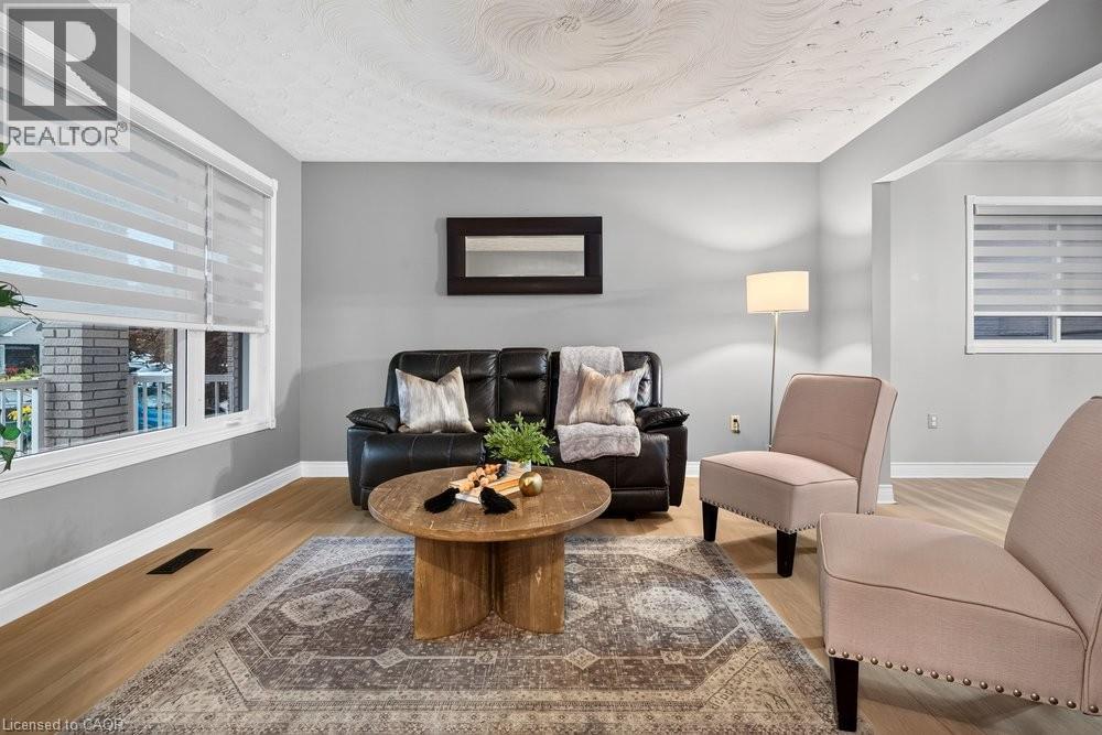 28 Glen Forest Drive, Hamilton, Ontario  L8K 5V8 - Photo 8 - 40868275