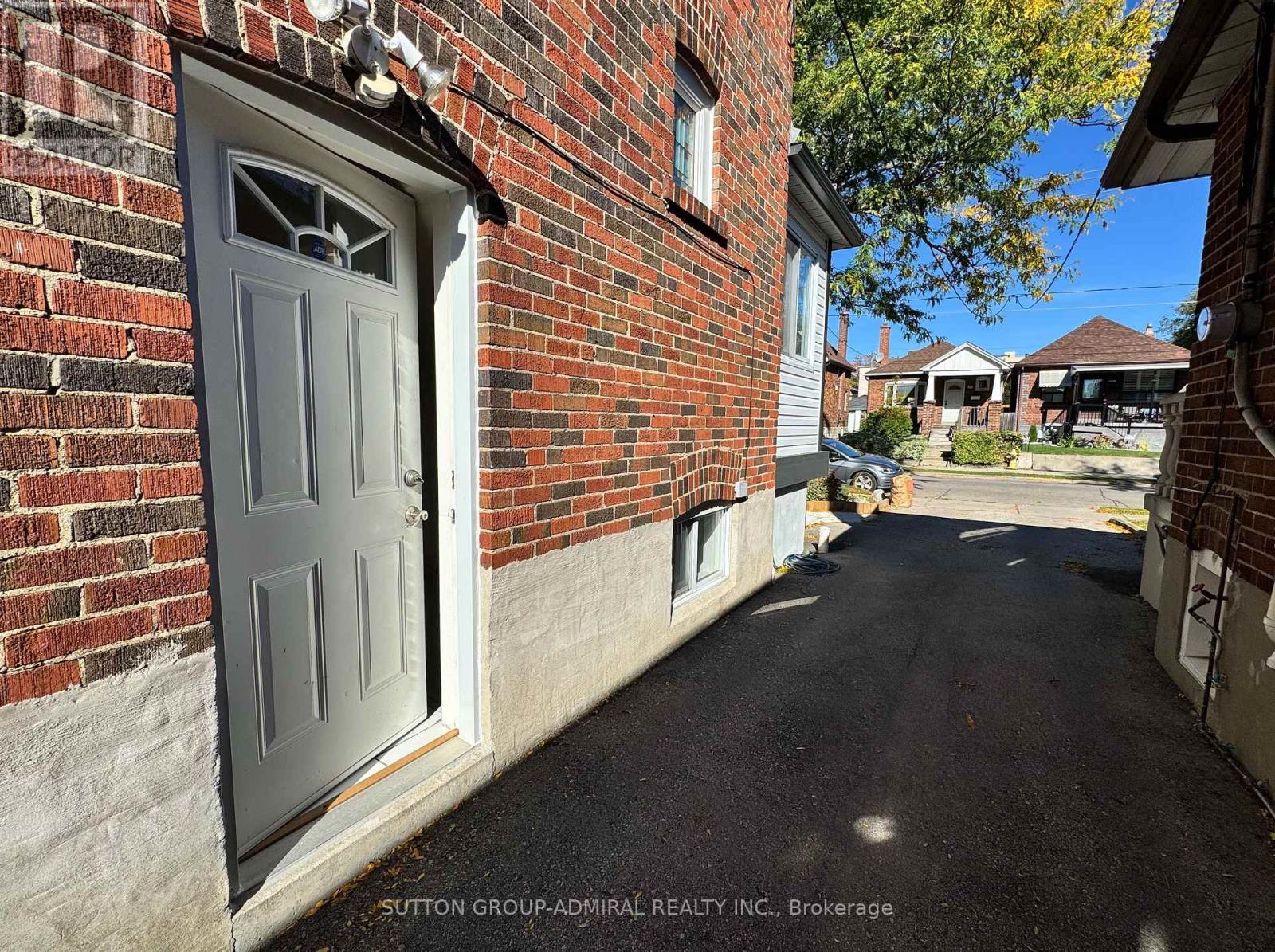 451 Whitmore Avenue, Toronto, Ontario  M6E 2N6 - Photo 2 - W13864834
