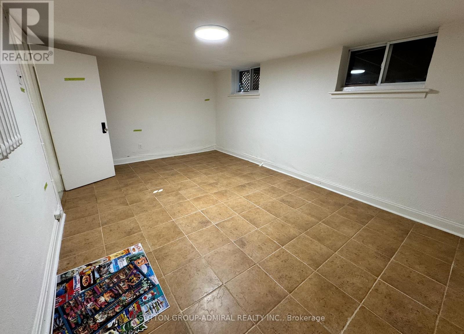 451 Whitmore Avenue, Toronto, Ontario  M6E 2N6 - Photo 3 - W13864834