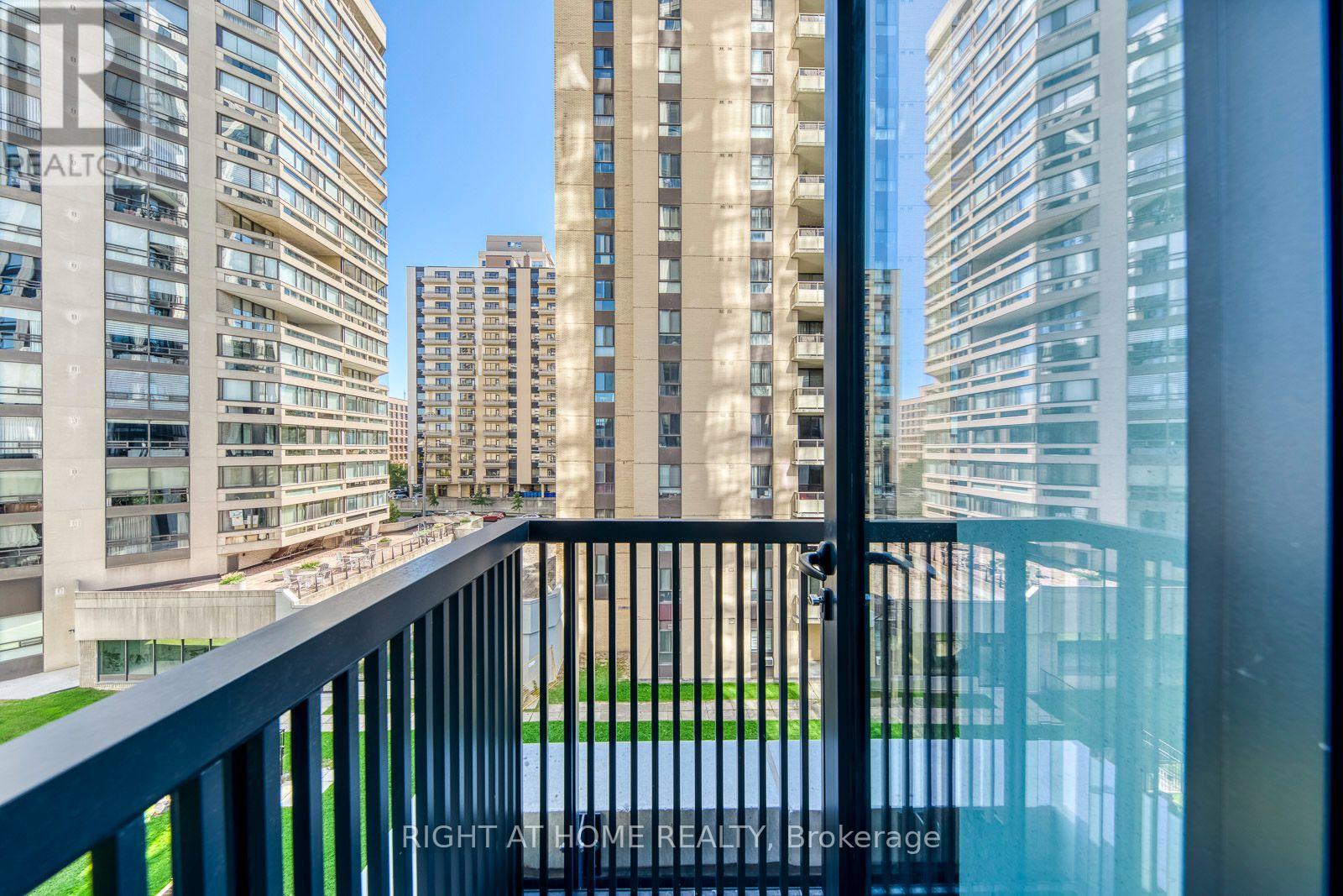 837 - 91 Montclair Avenue, Toronto, Ontario  M5P 0B1 - Photo 26 - C13866812