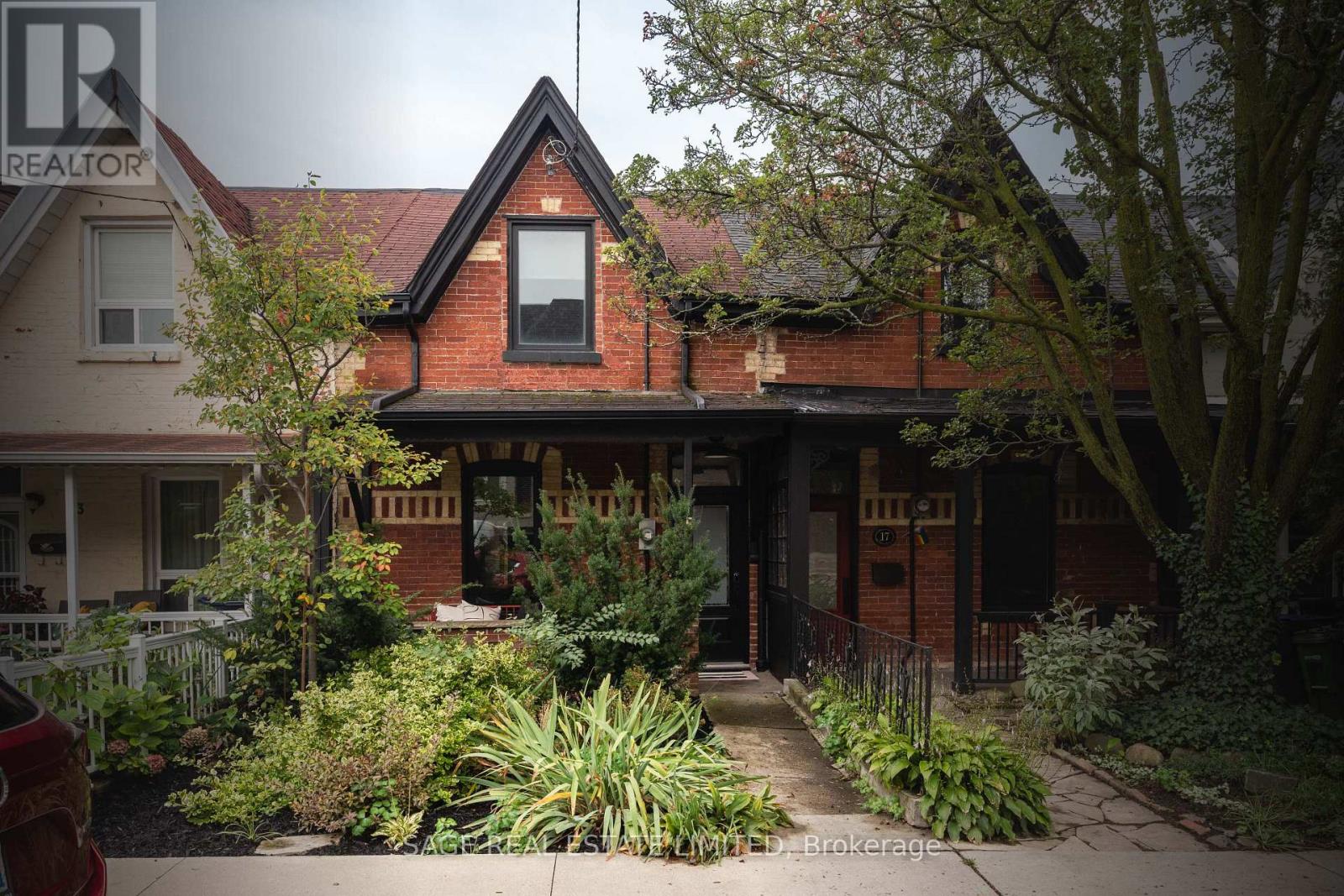 15 Crocker Avenue, Toronto, Ontario  M6J 1K7 - Photo 1 - C13866838
