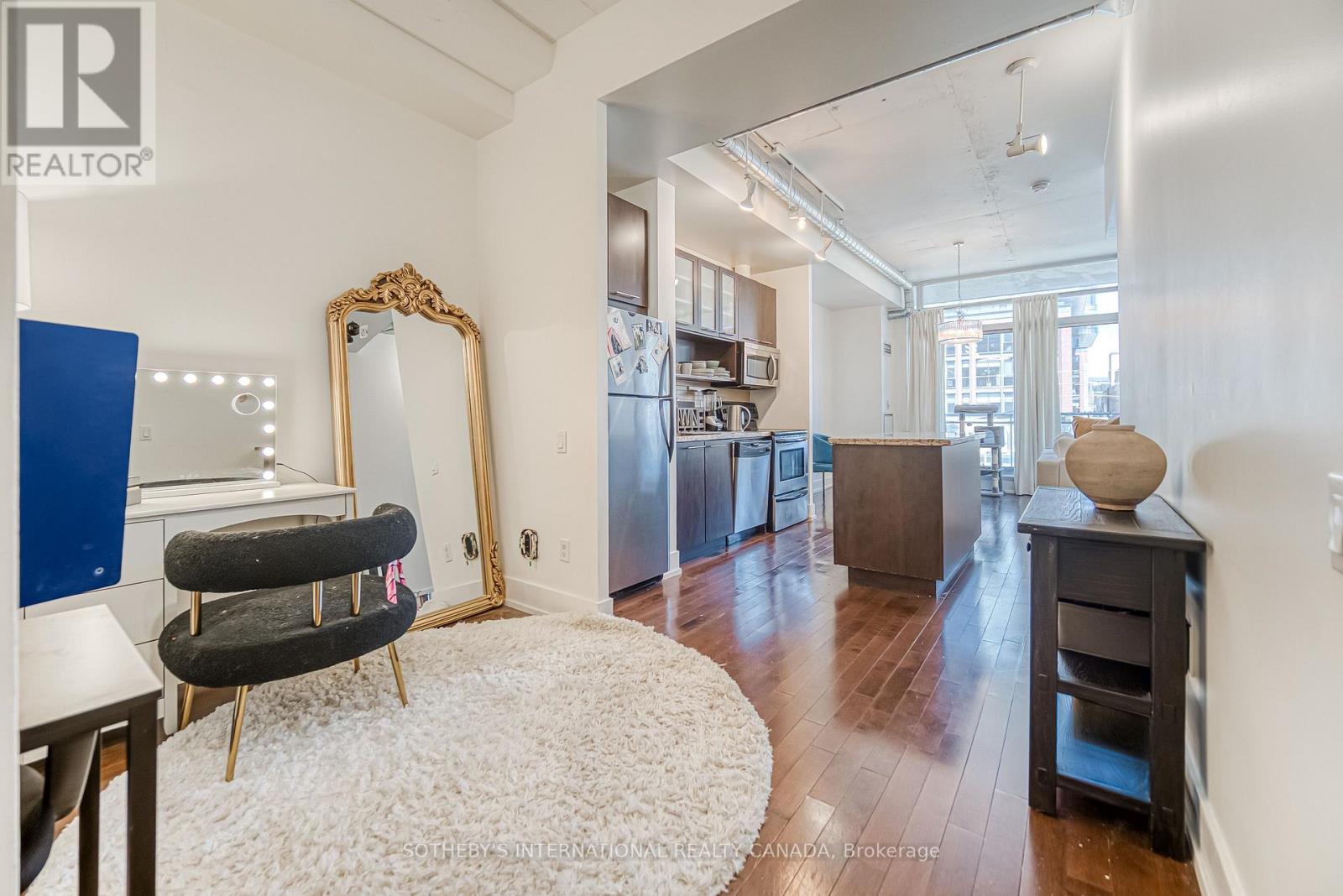 66 Portland Street, Toronto, Ontario M5V 2M6 - Photo 8 - C13866888