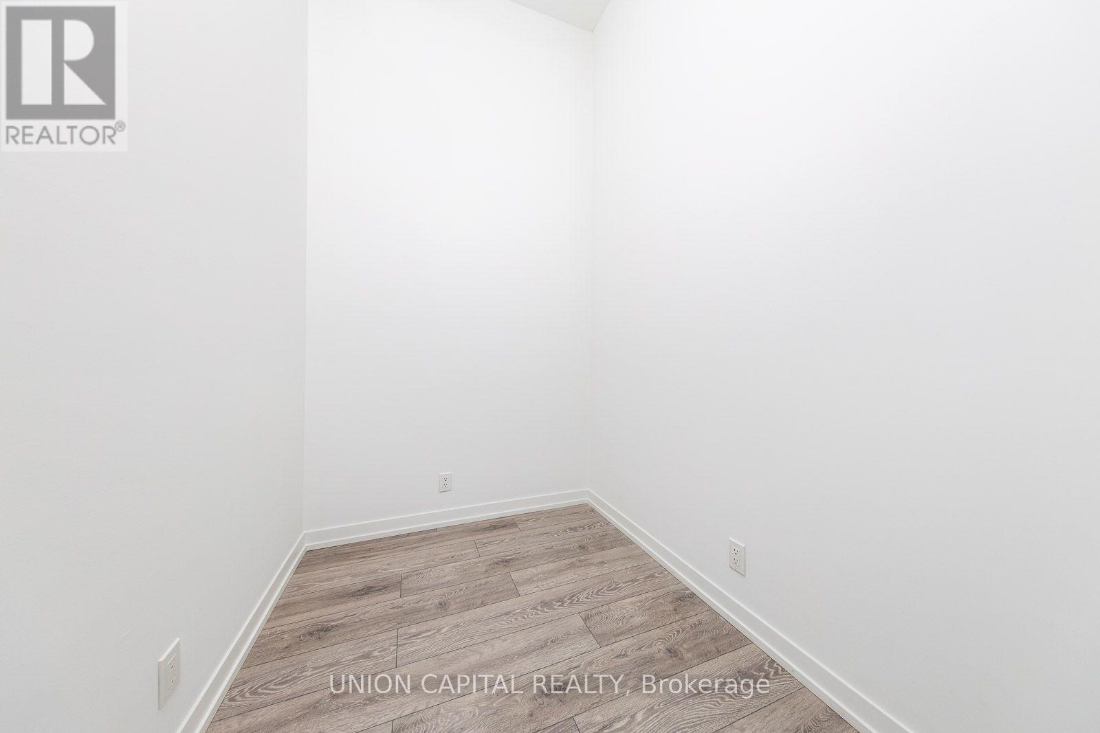 222 - 2020 Bathurst Street, Toronto, Ontario M5P 0A6 - Photo 10 - C13866906