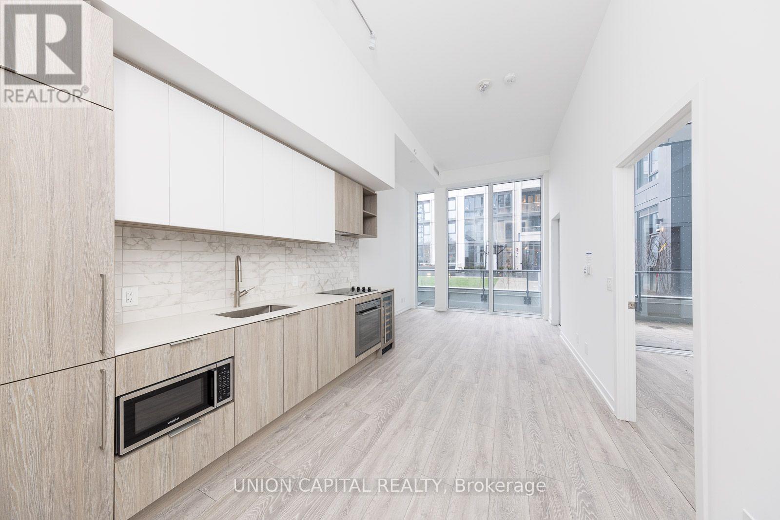 222 - 2020 Bathurst Street, Toronto, Ontario M5P 0A6 - Photo 4 - C13866906