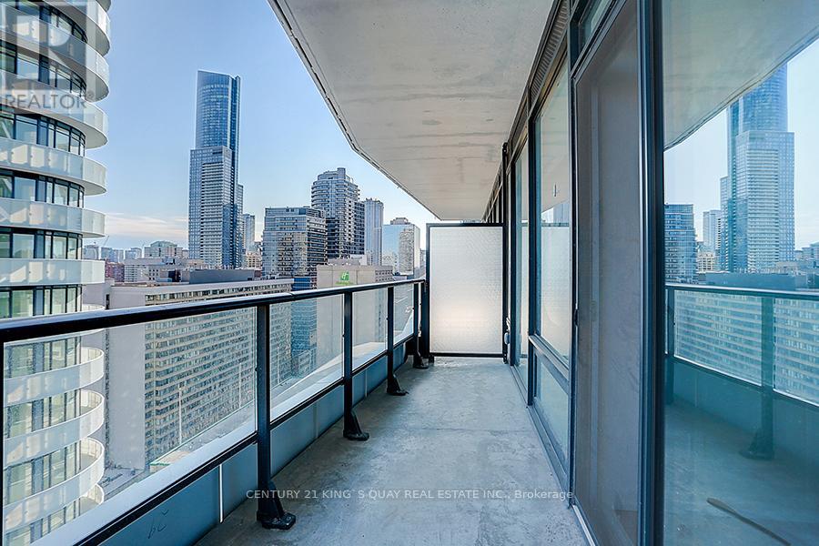 2502 - 85 Wood Street, Toronto, Ontario  M4Y 0E8 - Photo 15 - C13866932