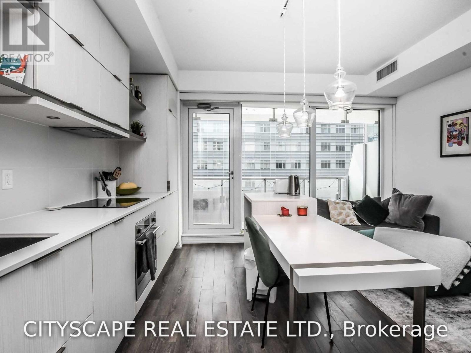 1504 - 197 Yonge Street, Toronto, Ontario  M5B 1M4 - Photo 11 - C13866940