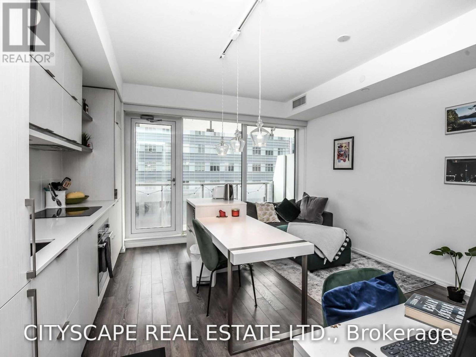 1504 - 197 Yonge Street, Toronto, Ontario  M5B 1M4 - Photo 5 - C13866940