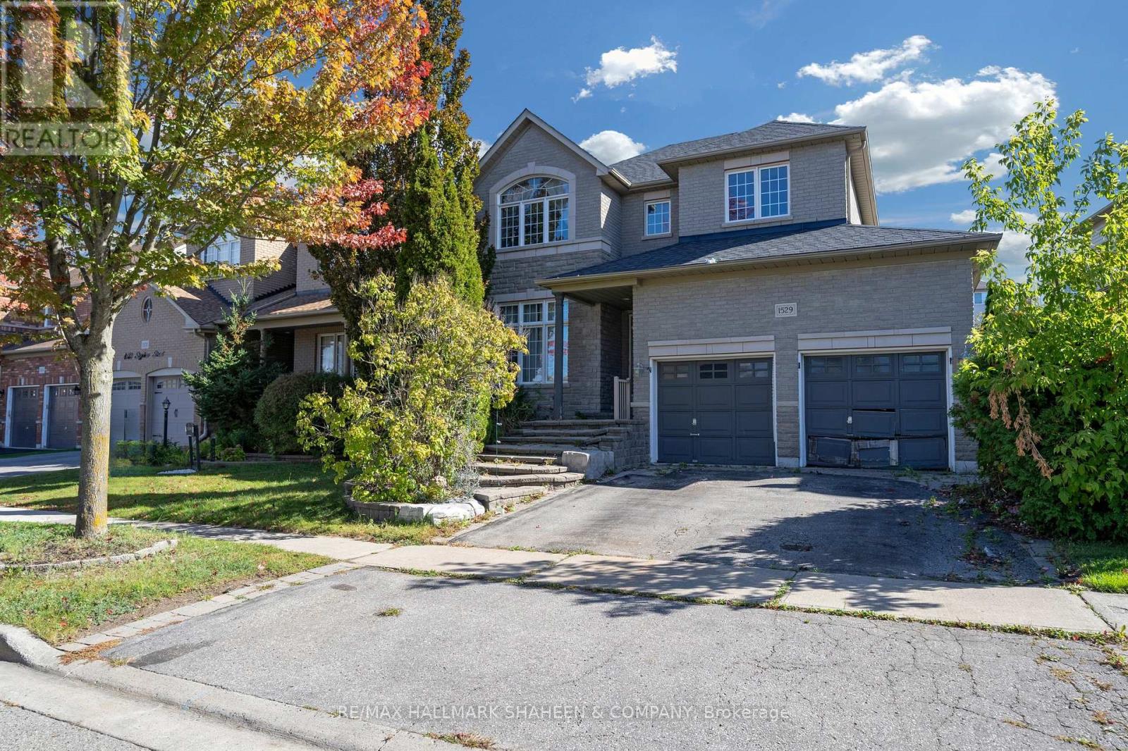 1529 SKYVIEW STREET, Oshawa, Ontario
