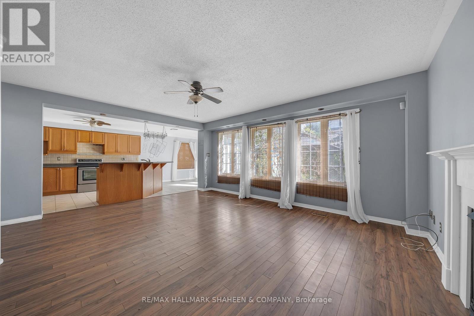 1529 Skyview Street, Oshawa, Ontario  L1K 2S3 - Photo 7 - E13866830