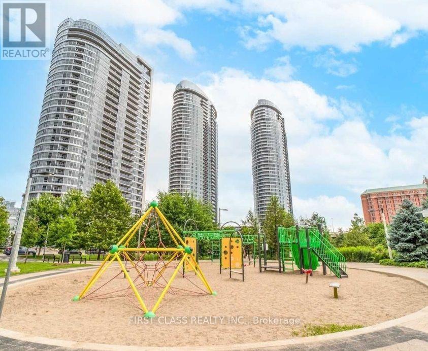 2216 - 135 Village Green Square, Toronto, Ontario  M1S 0G4 - Photo 4 - E13866946