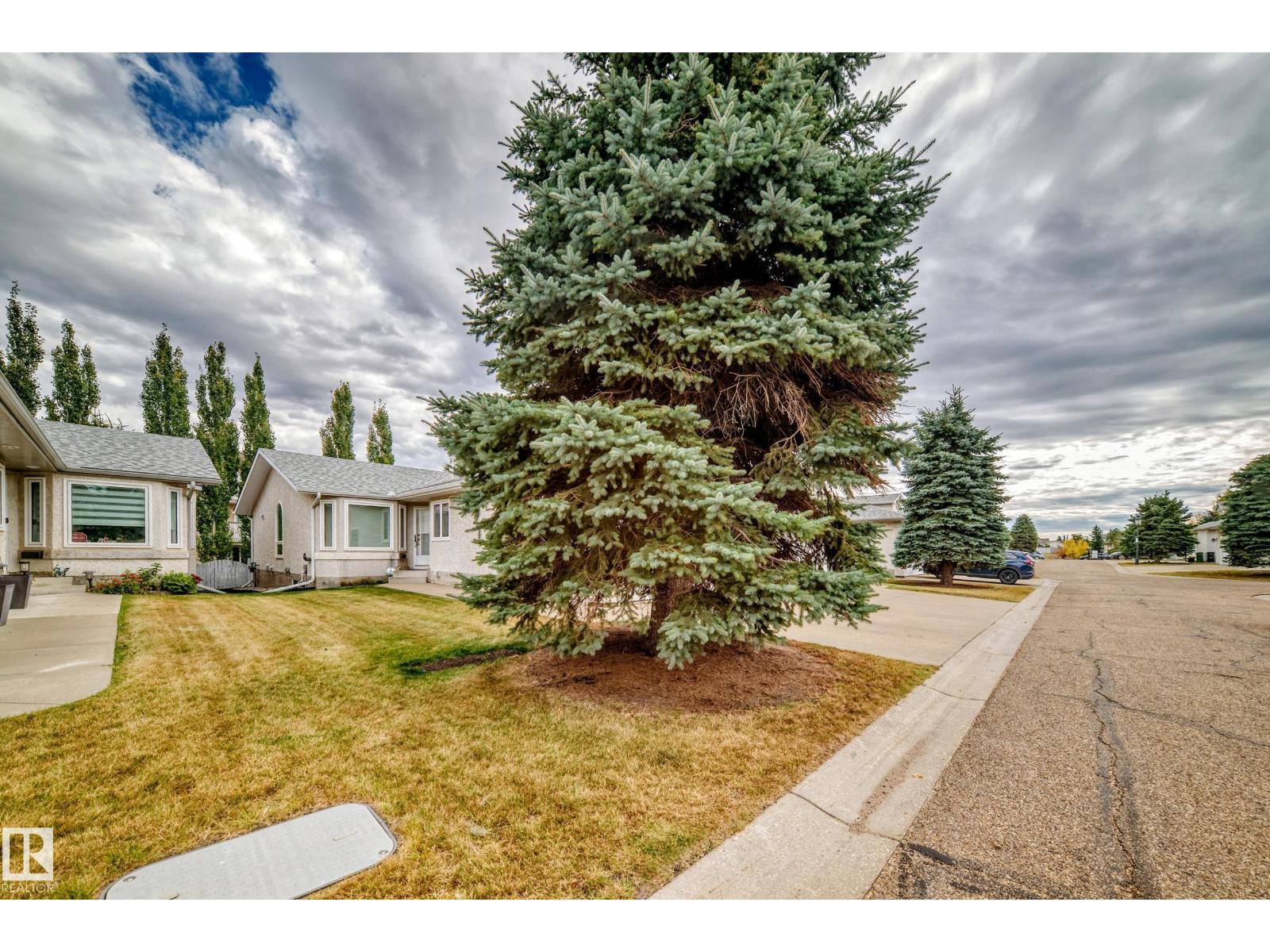 6526 158 AV NW