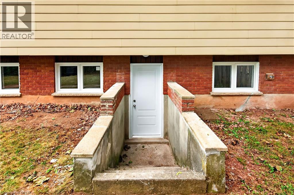 4 Woodcrest Drive, Grimsby, Ontario  L3M 1C4 - Photo 46 - 40867441