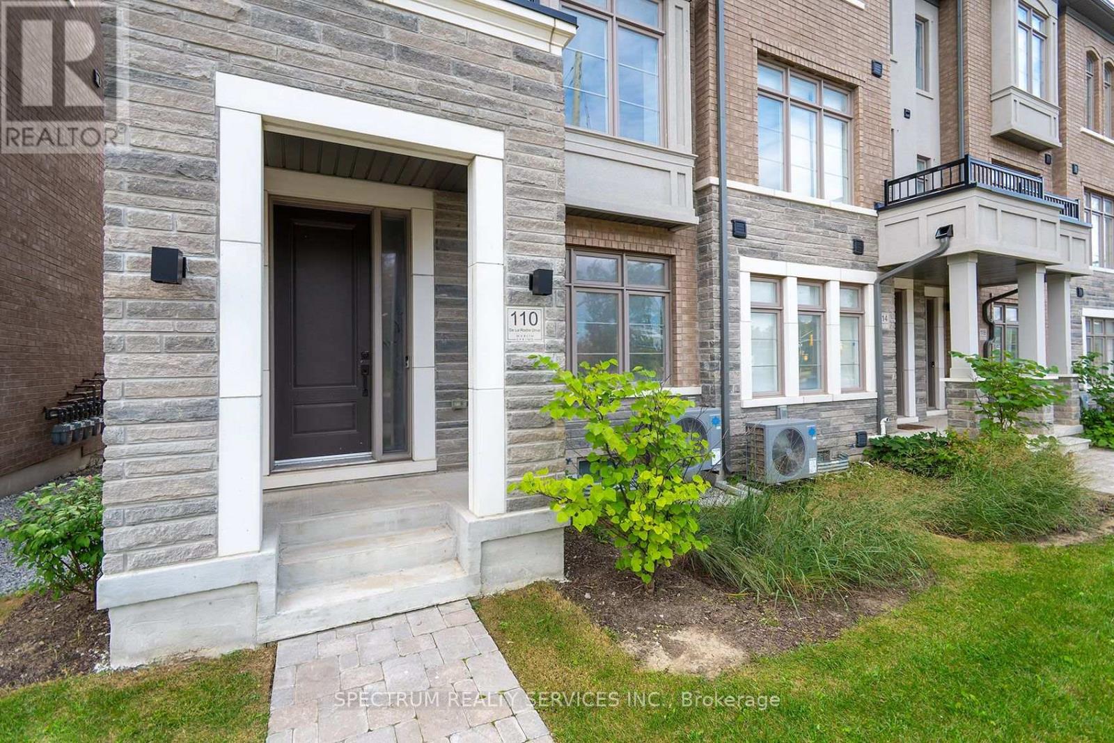 110 De La Roche Drive, Vaughan, Ontario L4H 5G4 - Photo 3 - N13866880