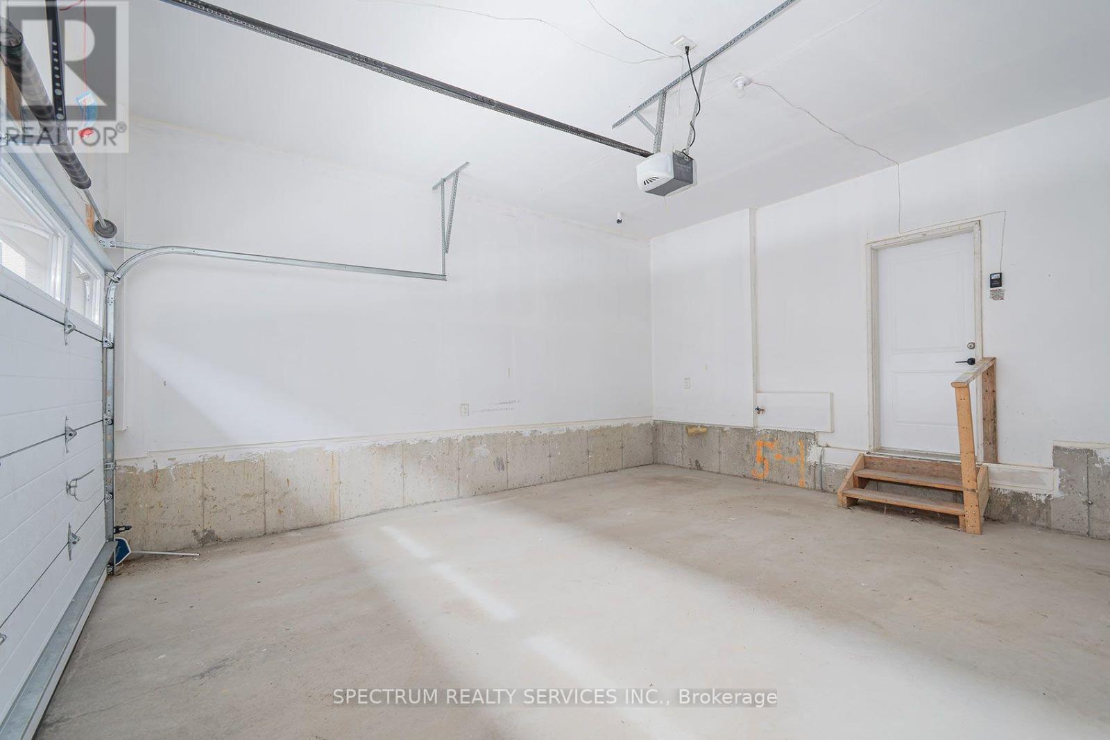 110 De La Roche Drive, Vaughan, Ontario L4H 5G4 - Photo 31 - N13866880