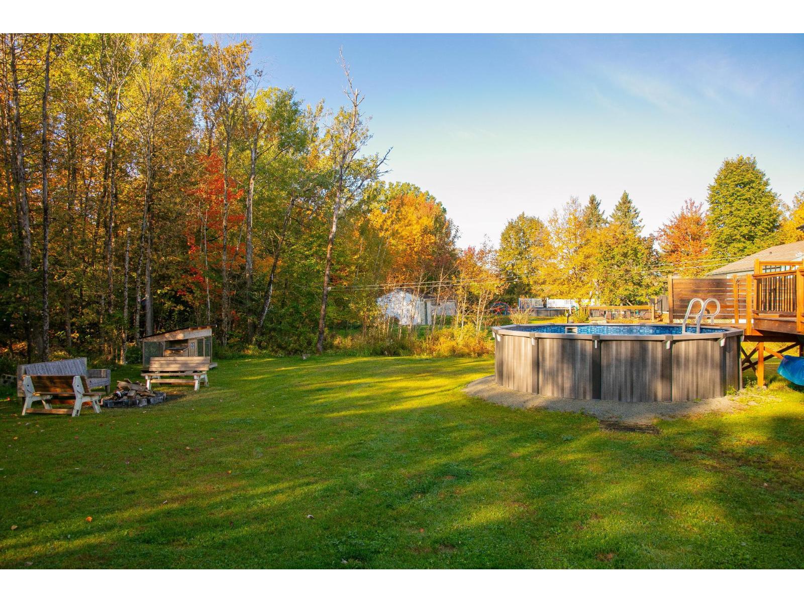 4988 Ch. Blanchette Sherbrooke (Brompton/Rock Forest/Saint-Élie/Deauville) Quebec Canada J1N0C7 3
