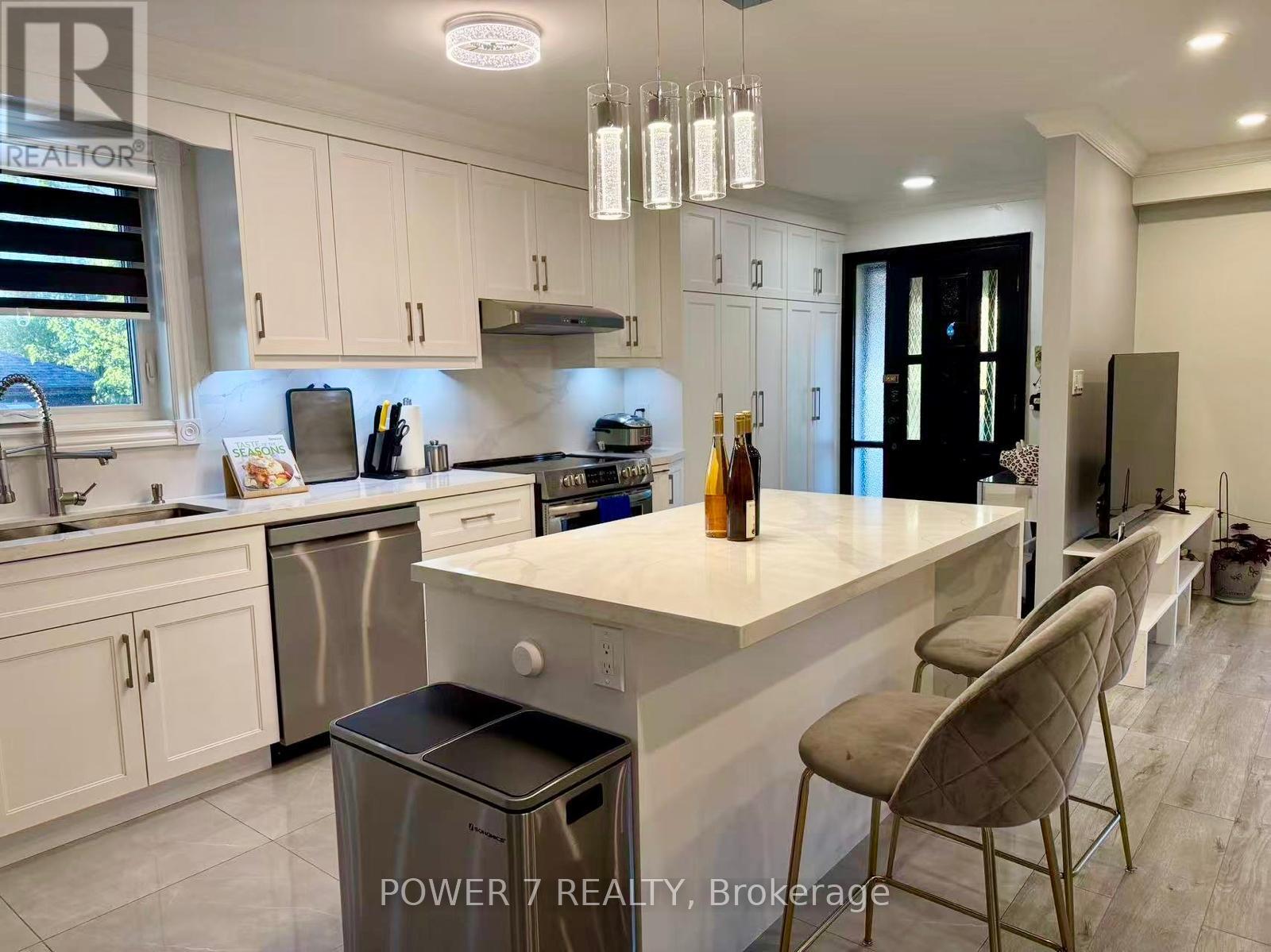 3 Brantwood Drive, Toronto (Woburn), Ontario  M1H 2G5 - Photo 10 - E13865286