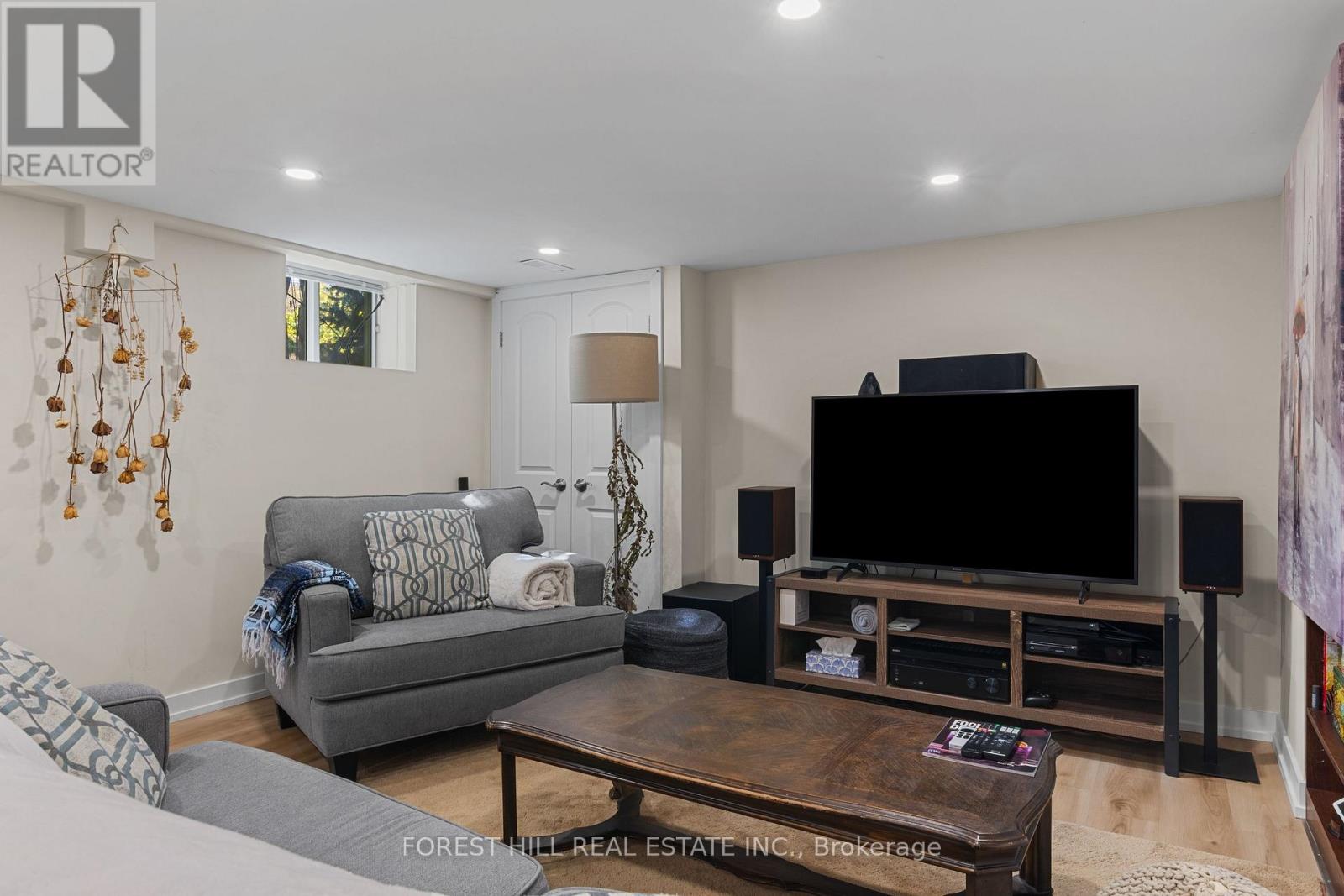Lower - 53 Meadowbank Road, Toronto (Islington-City Centre West), Ontario  M9B 5C7 - Photo 9 - W13866828