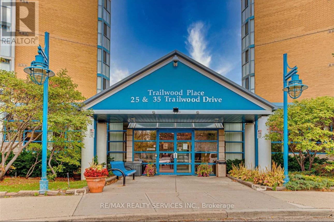 502 - 25 Trailwood Drive, Mississauga (Hurontario), Ontario  L4Z 3K9 - Photo 2 - W13866842
