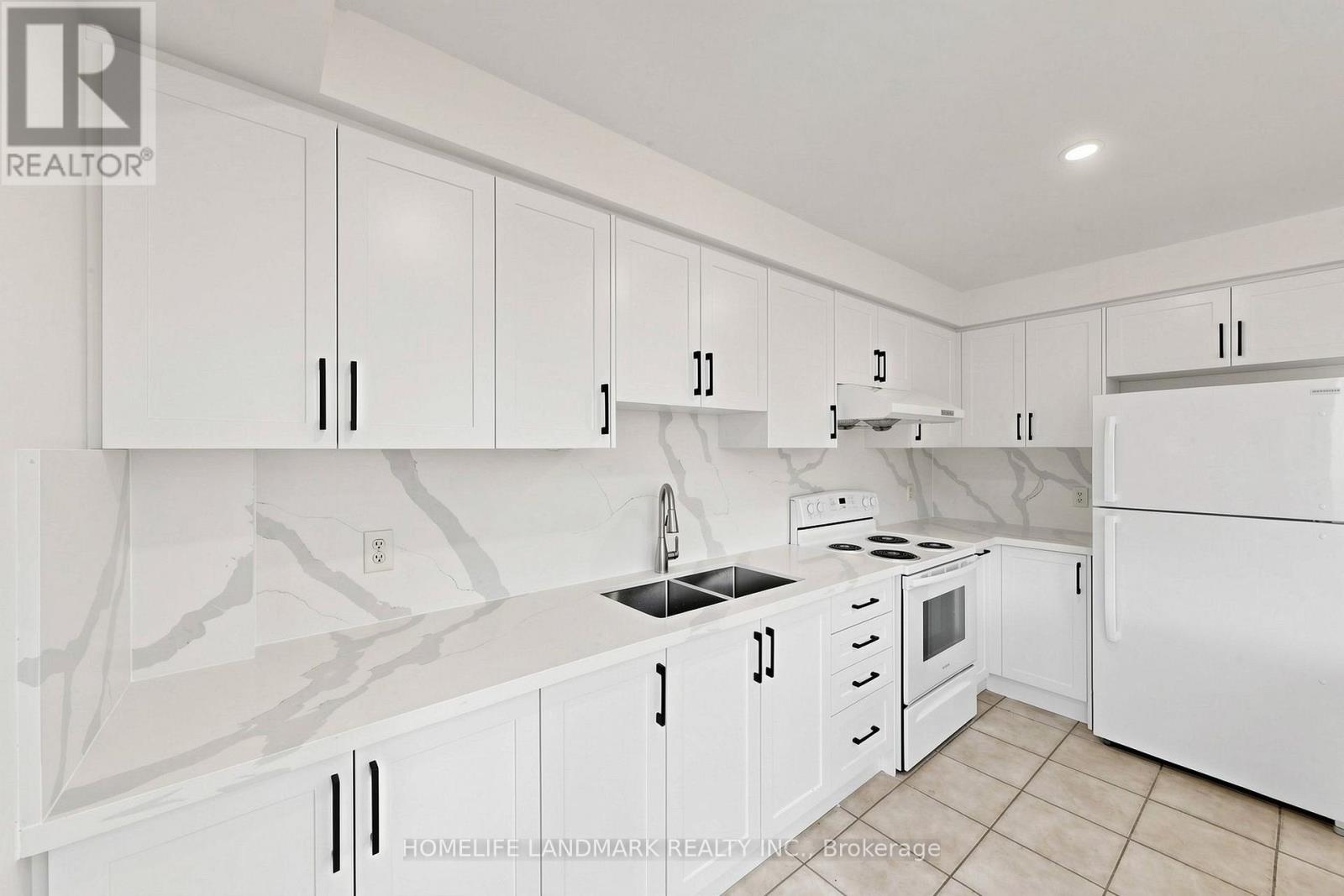 552 Thelma Street, Burlington, Ontario  L7L 6W9 - Photo 14 - W13866856