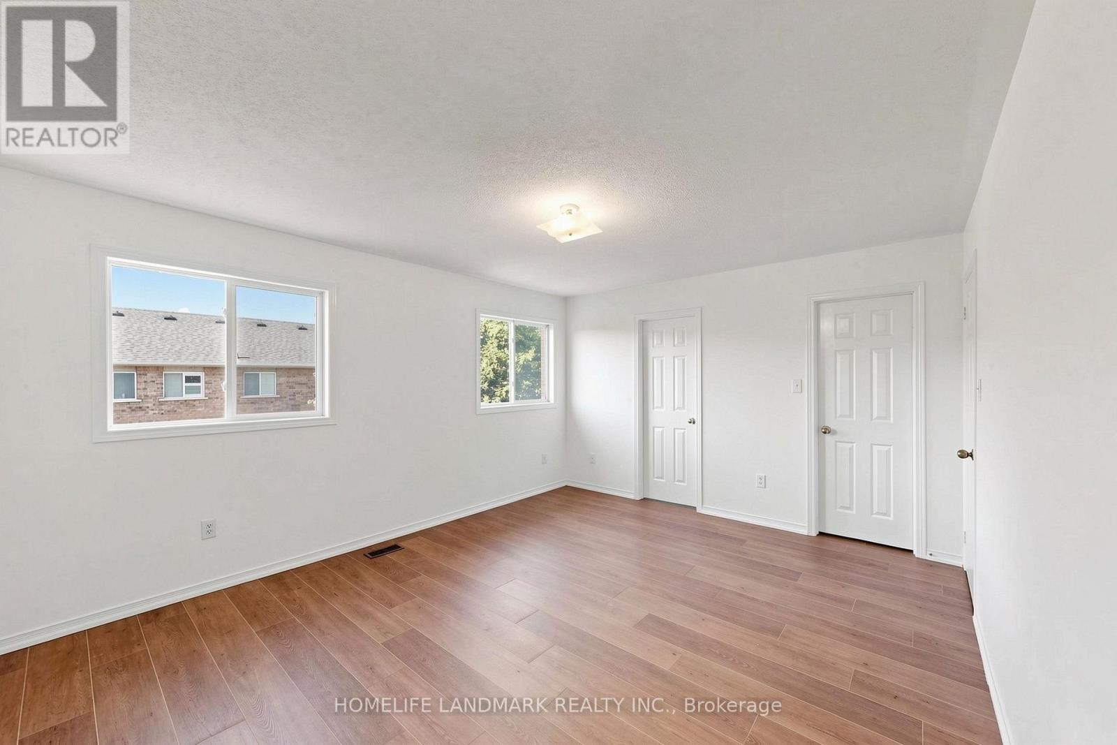 552 Thelma Street, Burlington, Ontario  L7L 6W9 - Photo 26 - W13866856