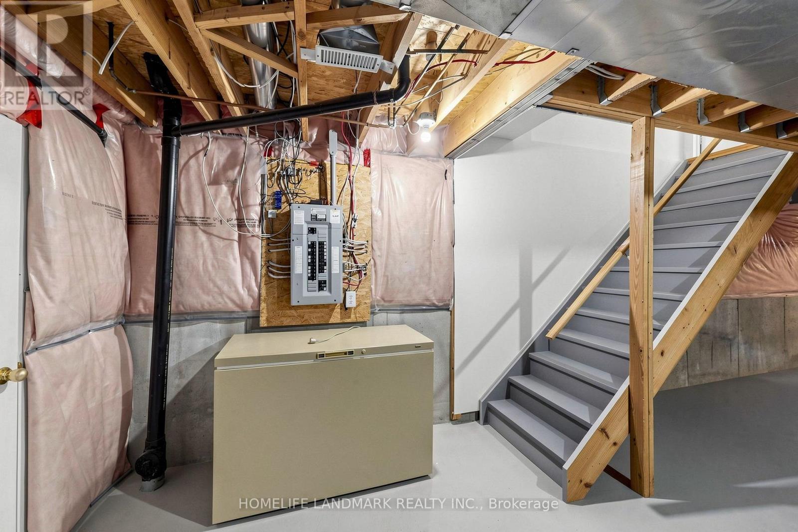 552 Thelma Street, Burlington, Ontario  L7L 6W9 - Photo 42 - W13866856
