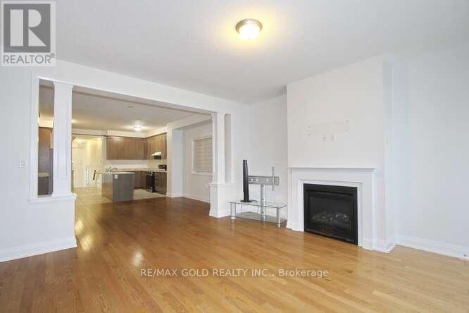 35 Dalbeattie Drive, Brampton, Ontario  L6Y 6H7 - Photo 13 - W13866930
