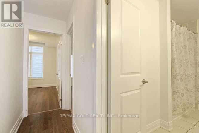 35 Dalbeattie Drive, Brampton, Ontario  L6Y 6H7 - Photo 34 - W13866930