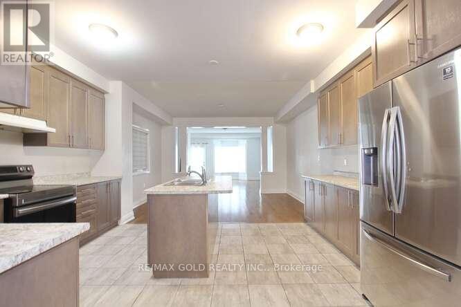 35 Dalbeattie Drive, Brampton, Ontario  L6Y 6H7 - Photo 7 - W13866930