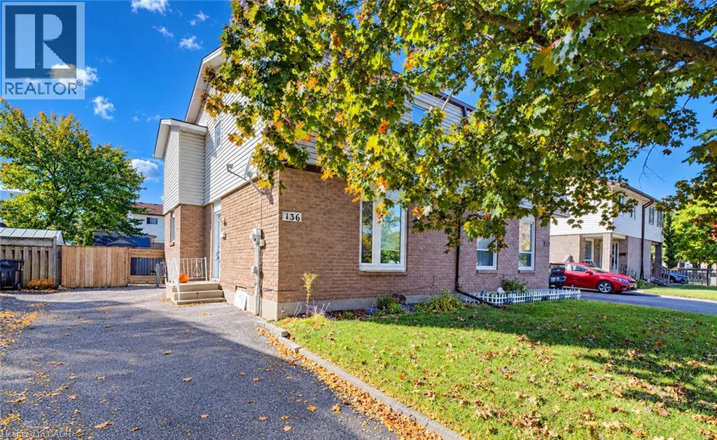 136 Sekura Crescent, Cambridge, Ontario  N1R 7E9 - Photo 1 - 40868952