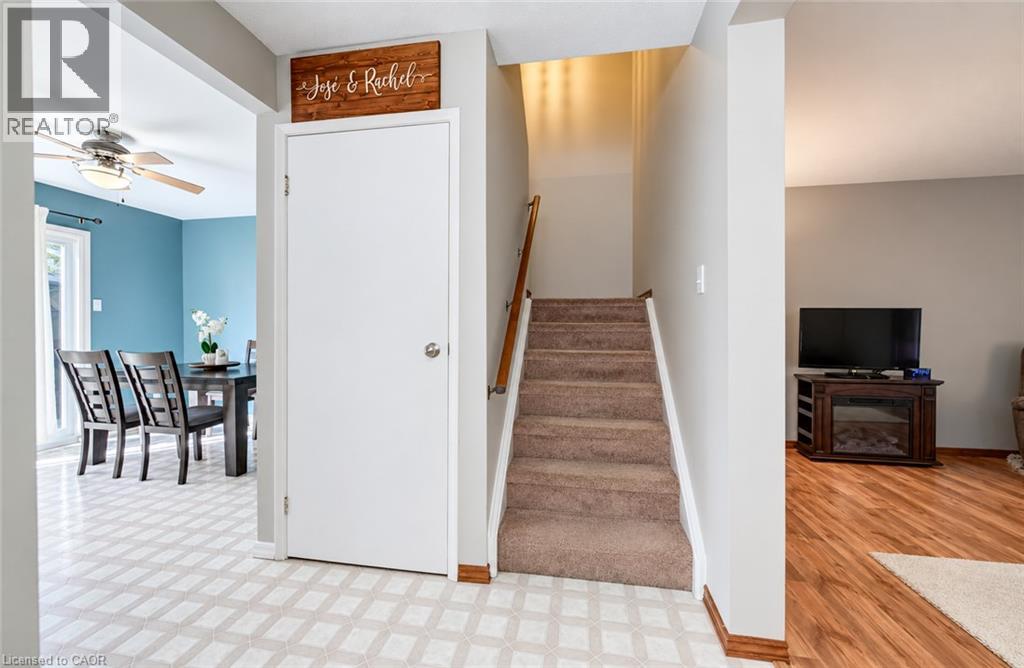 136 Sekura Crescent, Cambridge, Ontario  N1R 7E9 - Photo 4 - 40868952