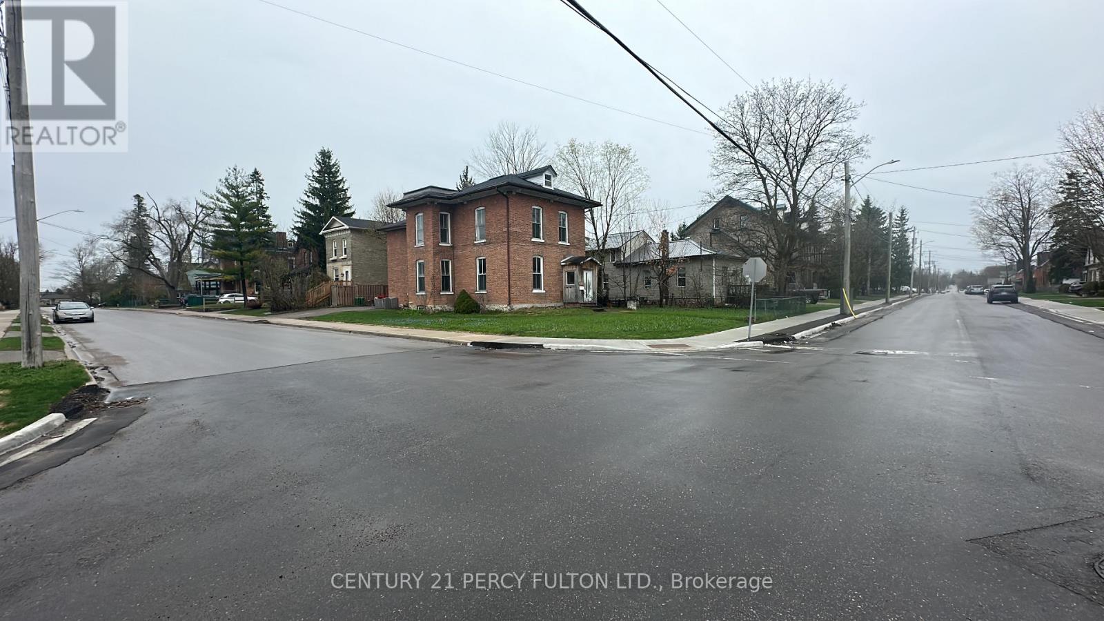23 GLENELG STREET W, kawartha lakes (lindsay), Ontario