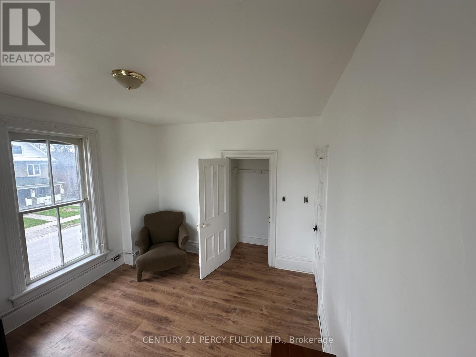 23 Glenelg Street W, Kawartha Lakes (Lindsay), Ontario  K9V 2T9 - Photo 4 - X13866858