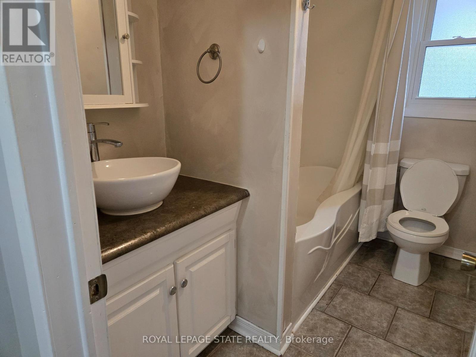 325 Simpson Avenue, Welland, Ontario  L3B 4Y7 - Photo 7 - X13866868