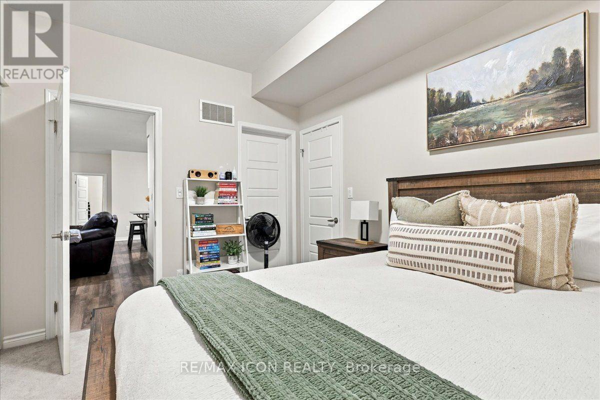 75 - 908 Apple Hill Lane, Kitchener, Ontario  N2R 0L7 - Photo 12 - X13866882
