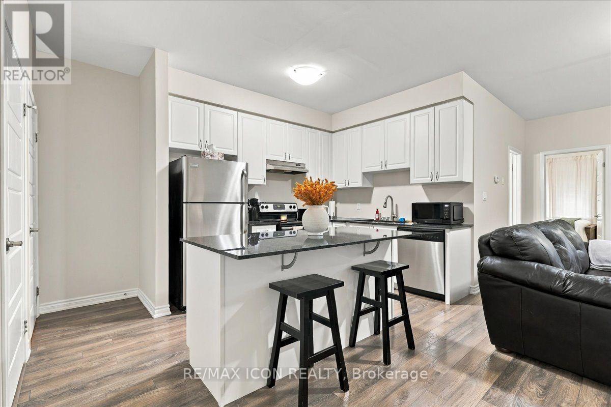 75 - 908 Apple Hill Lane, Kitchener, Ontario  N2R 0L7 - Photo 8 - X13866882