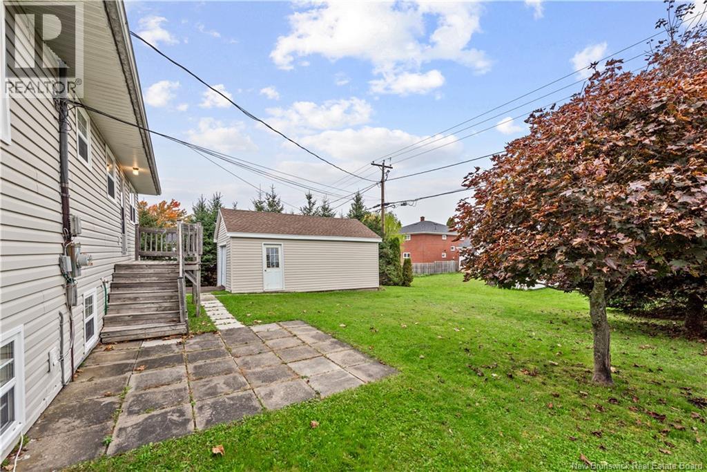 203 Mcsweeney, Moncton, New Brunswick  E1C 7E3 - Photo 30 - NB149216