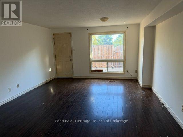 13 - 900 James Street, Woodstock, Ontario  N4S 1S4 - Photo 3 - X13421098