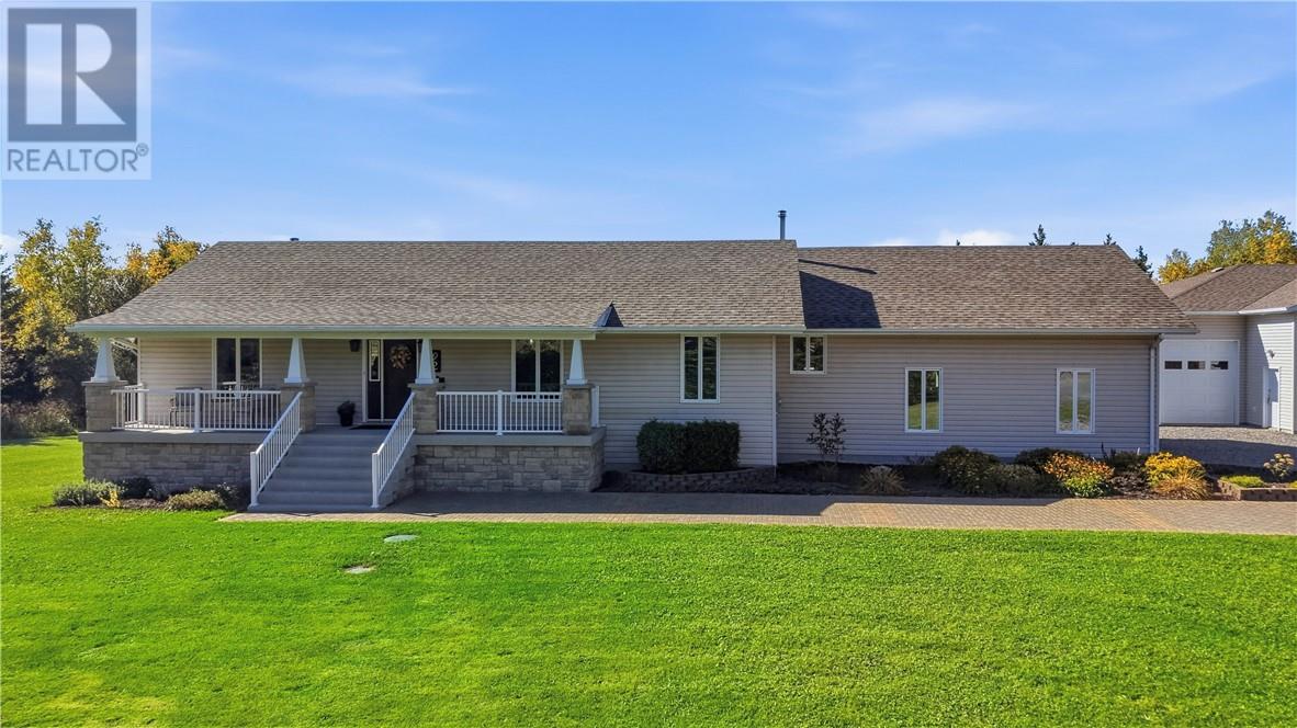 92 Montee Rouleau, Azilda, Ontario  P0M 1B0 - Photo 2 - 2130801