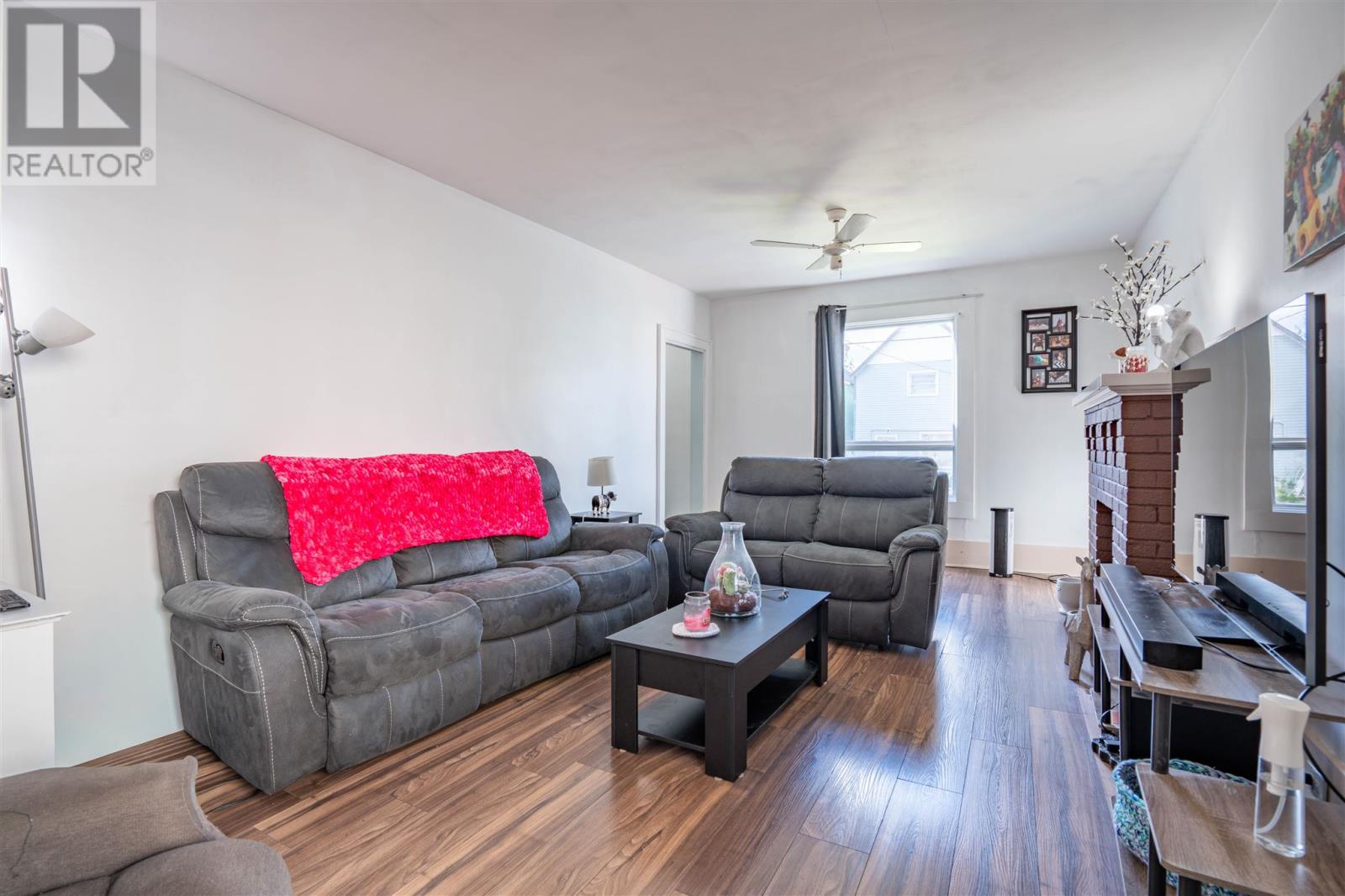 40 Grace St, Sault Ste Marie, Ontario  P6A 2S6 - Photo 4 - SM262776