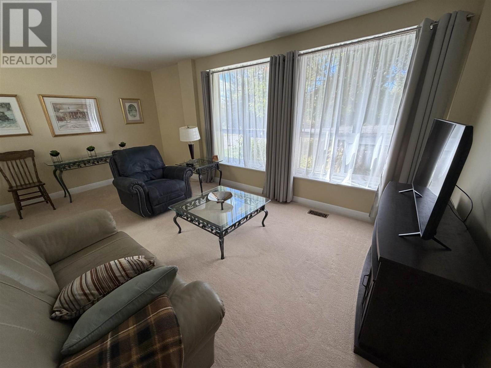 4 Timmins Rd, Elliot Lake, Ontario  P5A 1K7 - Photo 11 - SM262777