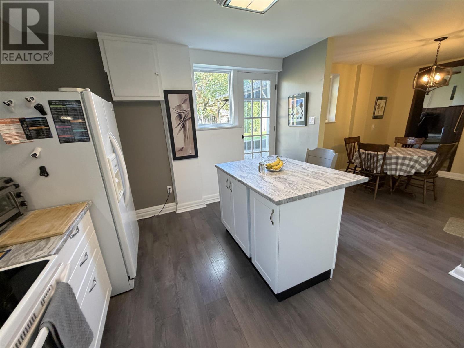 4 Timmins Rd, Elliot Lake, Ontario  P5A 1K7 - Photo 17 - SM262777