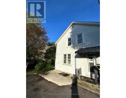 37 CLARENCE STREET, Brampton, Ontario