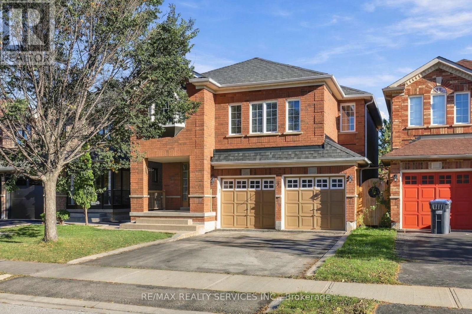 14 DUNURE CRESCENT, Brampton, Ontario