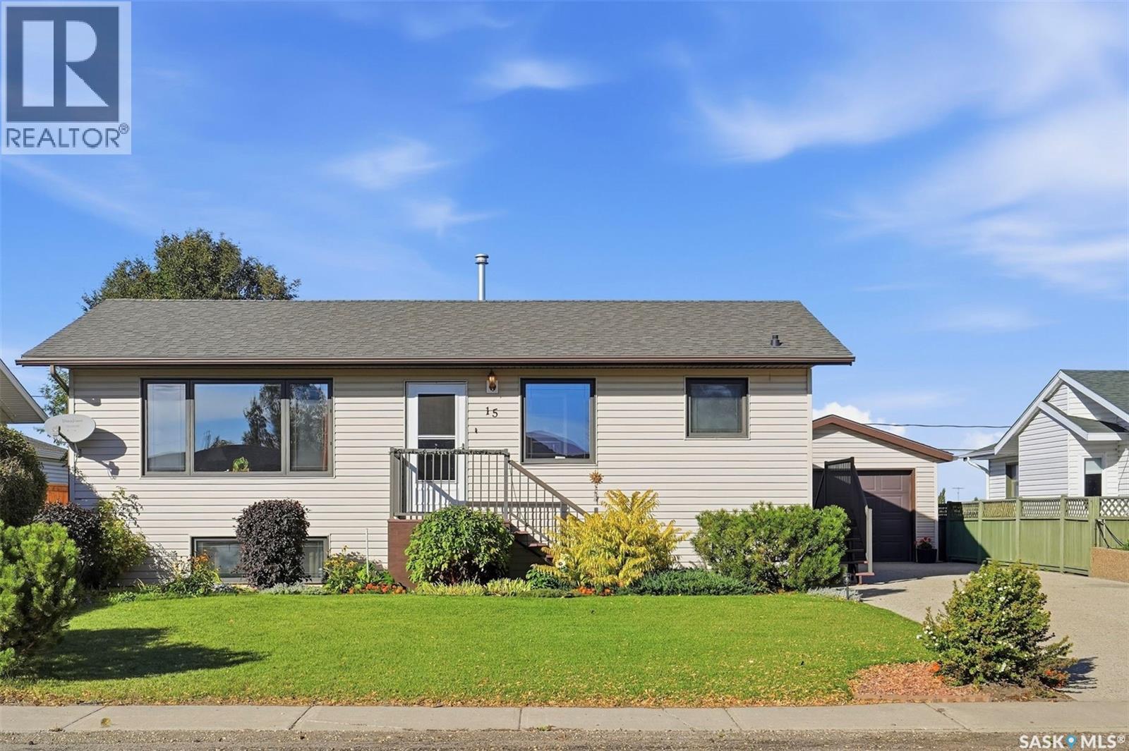 15 Blake CRESCENT, aberdeen, Saskatchewan
