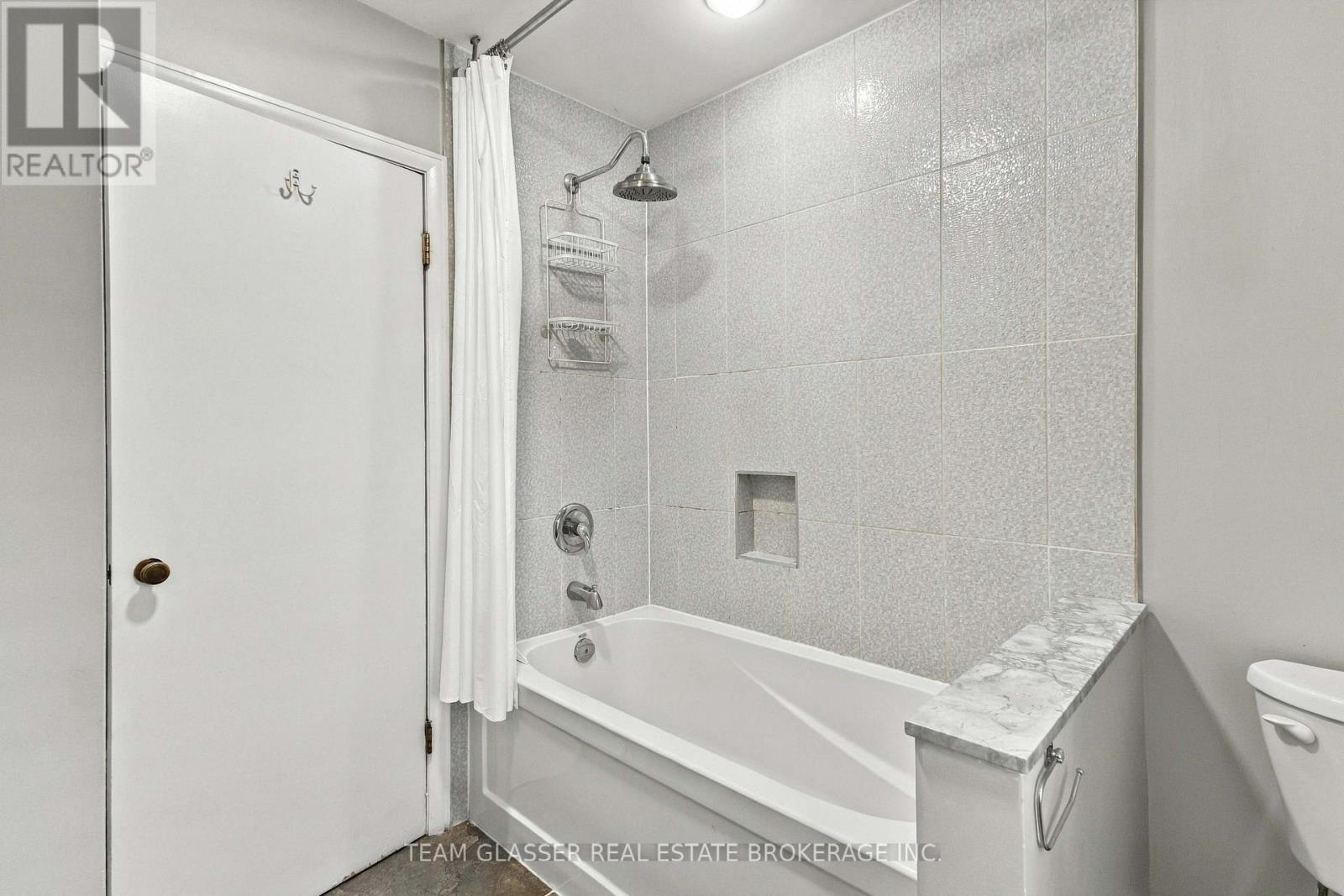 36 Braemar Crescent, London North, Ontario  N6H 2X1 - Photo 13 - X13867178