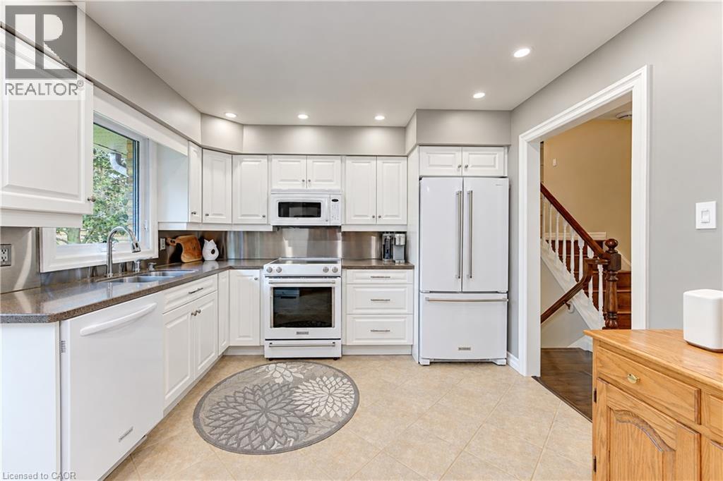 11 Millard Street, Sweaburg, Ontario  N4S 7V6 - Photo 16 - 40866959